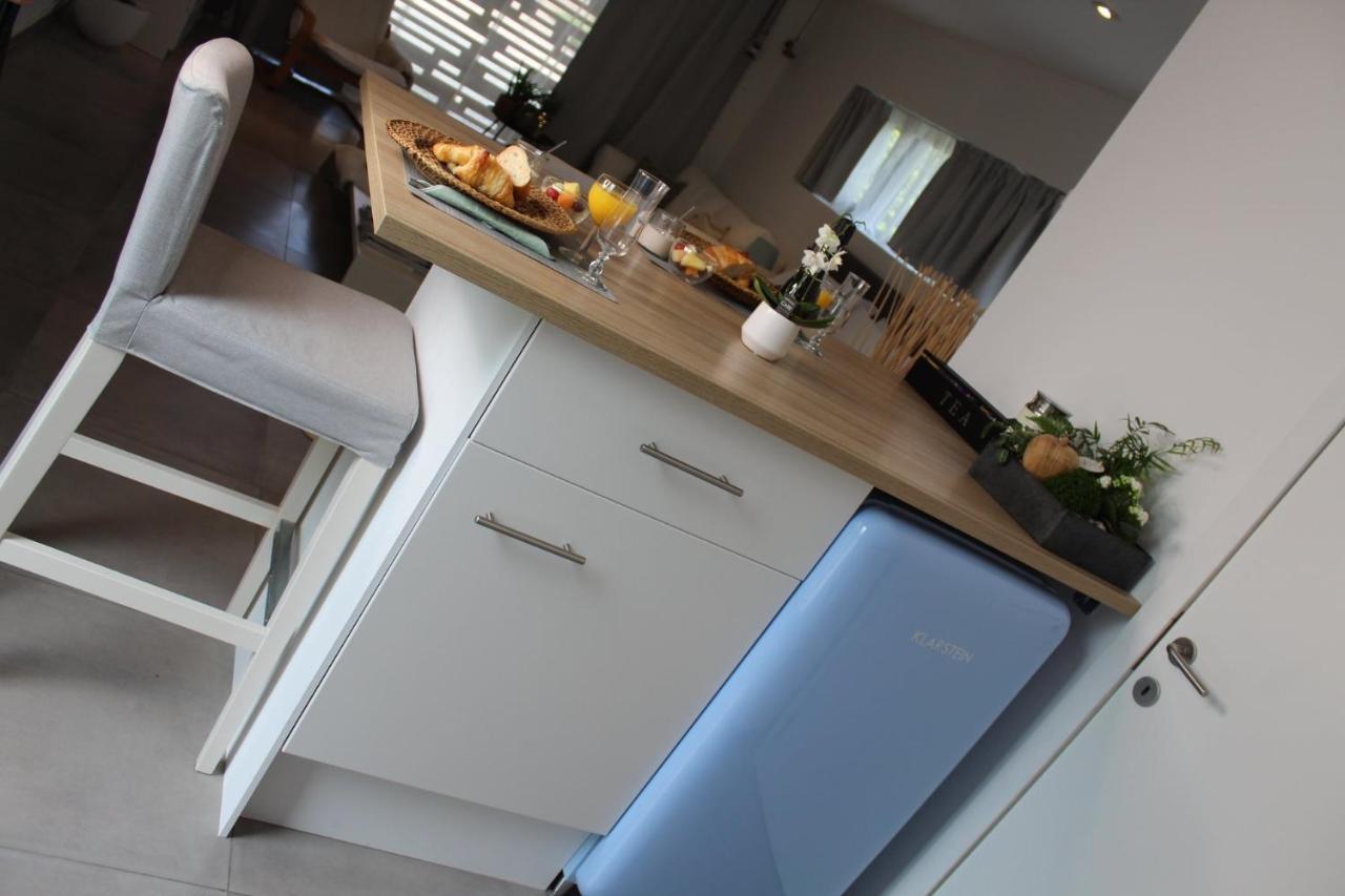 Studio Tout Neuf. Court Sejour, Loisirs, Professionnel Chaudfontaine Exteriör bild